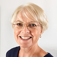 Headshot of Kate Pyms linked to her Linkedin Profile